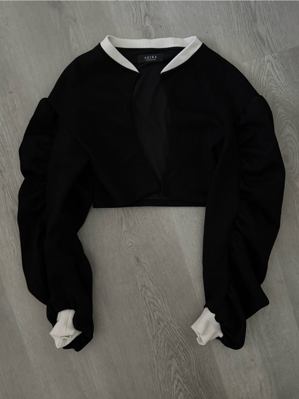 Akira Black puffy arm cardigan